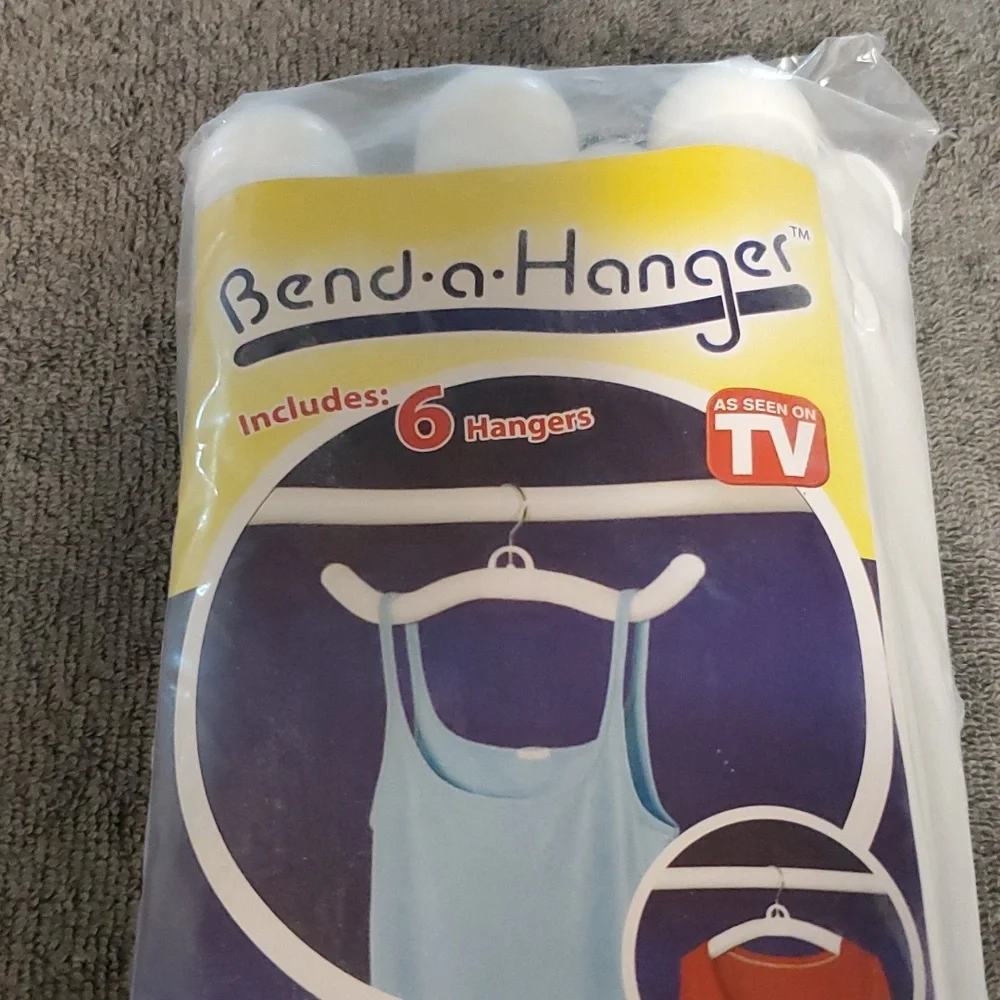 6 pack Bend-a-Hanger